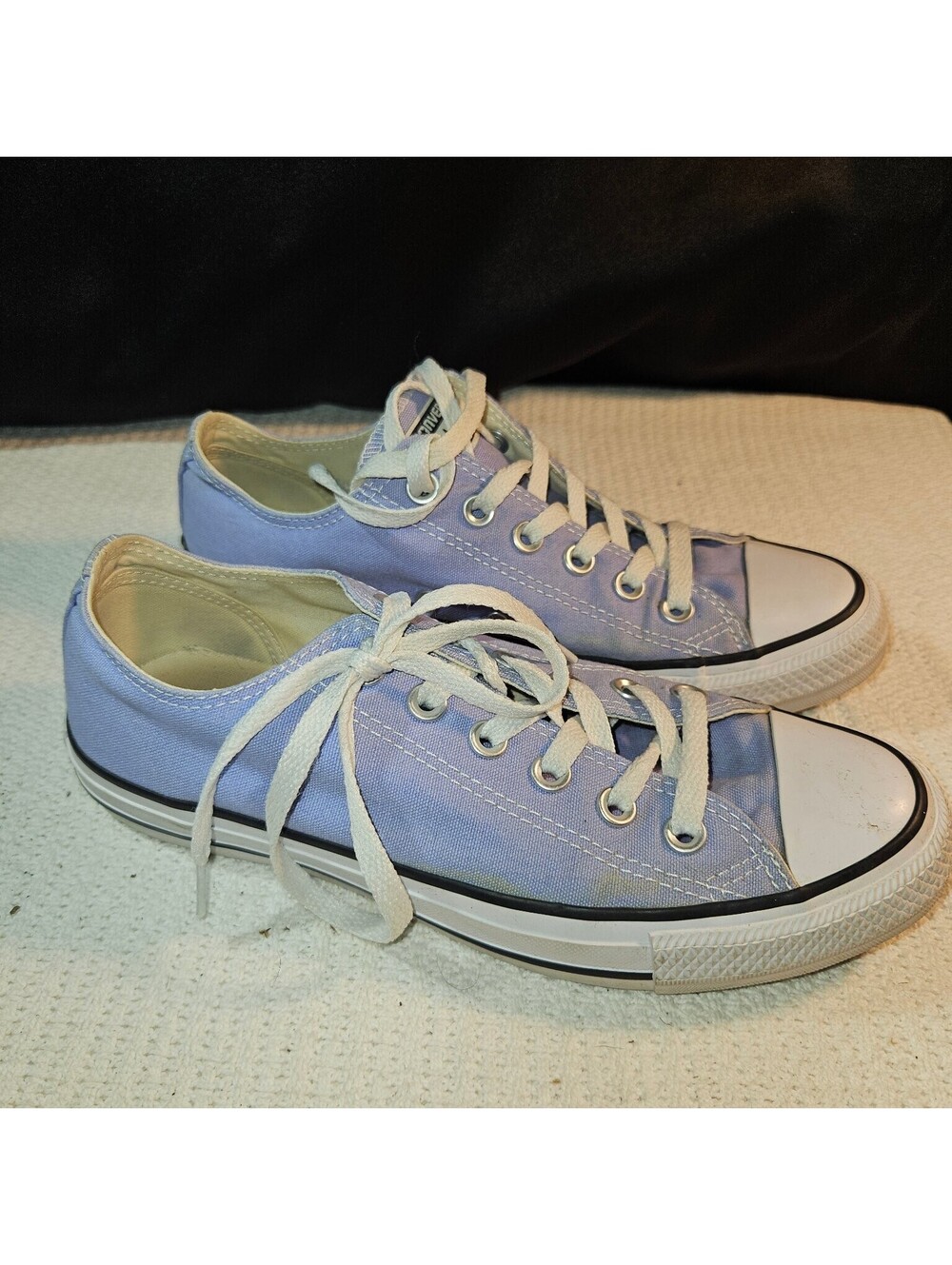 Converse Athletic Shoes Women's Purple US 8 Low Top Canvas Sneakers